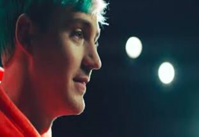 Ninja Touches 1 Million Subscribers on Mixer